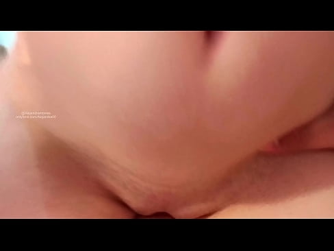 ❤️ Dormindo no quarto da minha irmã e foi assim que acordei ❤ Sexo vídeo em nós